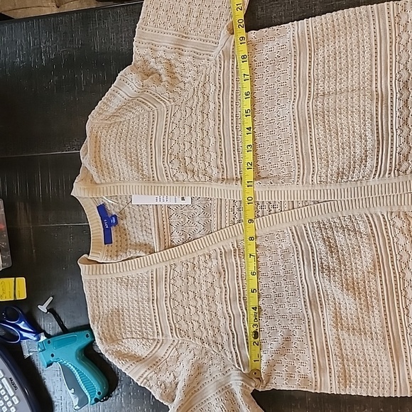 NWT'S APT 9 KNIT SWEATER - Picture 3 of 5